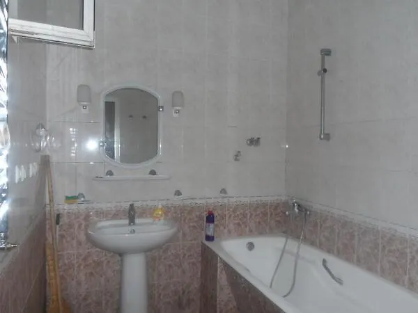 Ferienwohnung Papa Jons 2 Baku Apartment